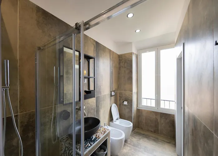 Trastevere New Luxury Oda ve Kahvaltı 4*