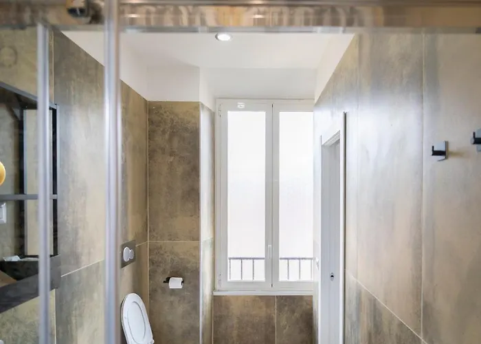 Trastevere New Luxury Oda ve Kahvaltı 4*