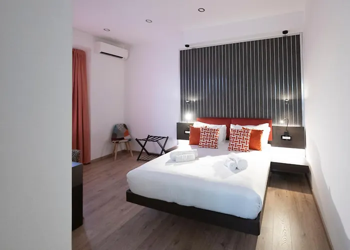Trastevere New Luxury Oda ve Kahvaltı 4*